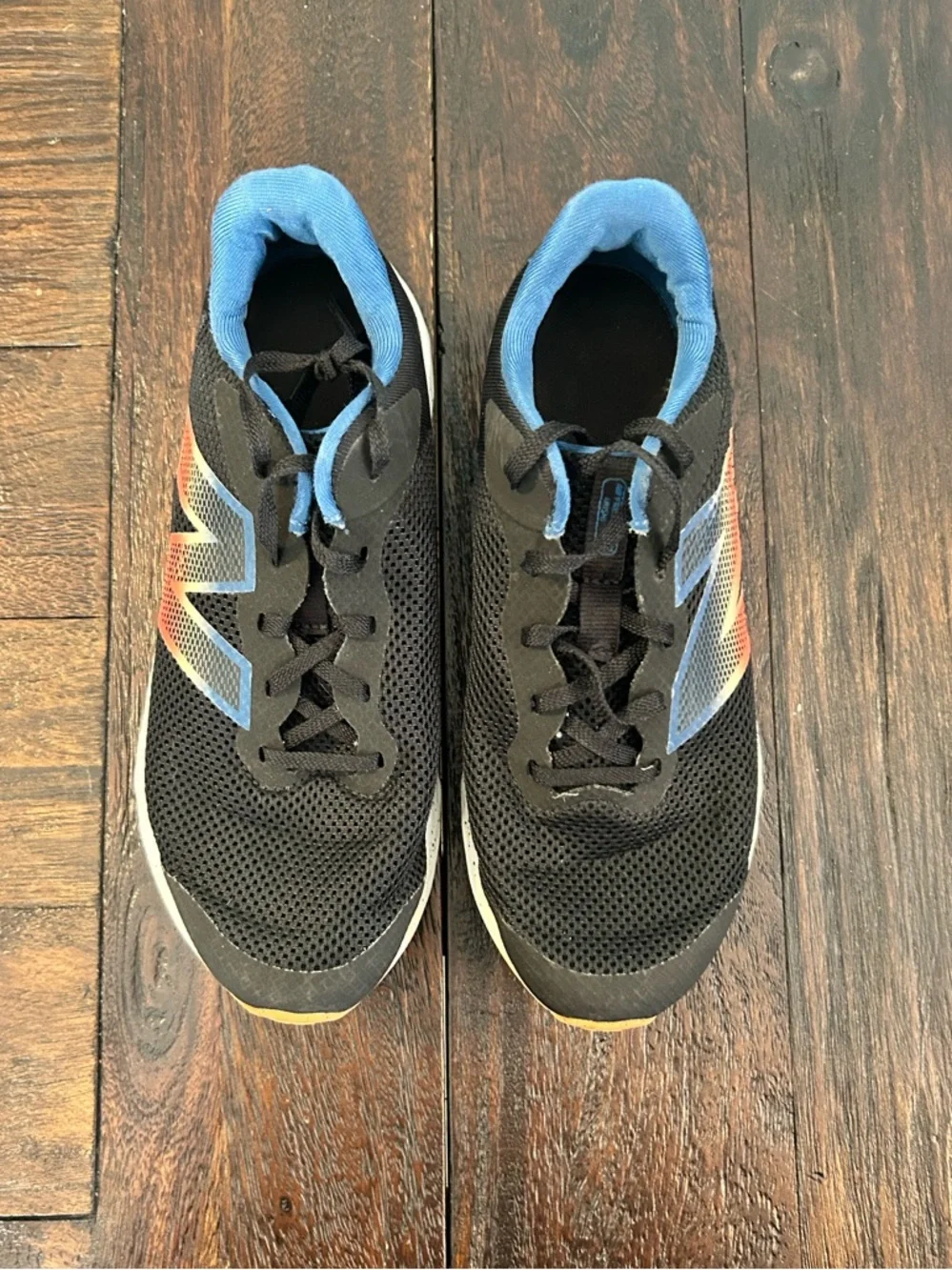 New Balance breathable black